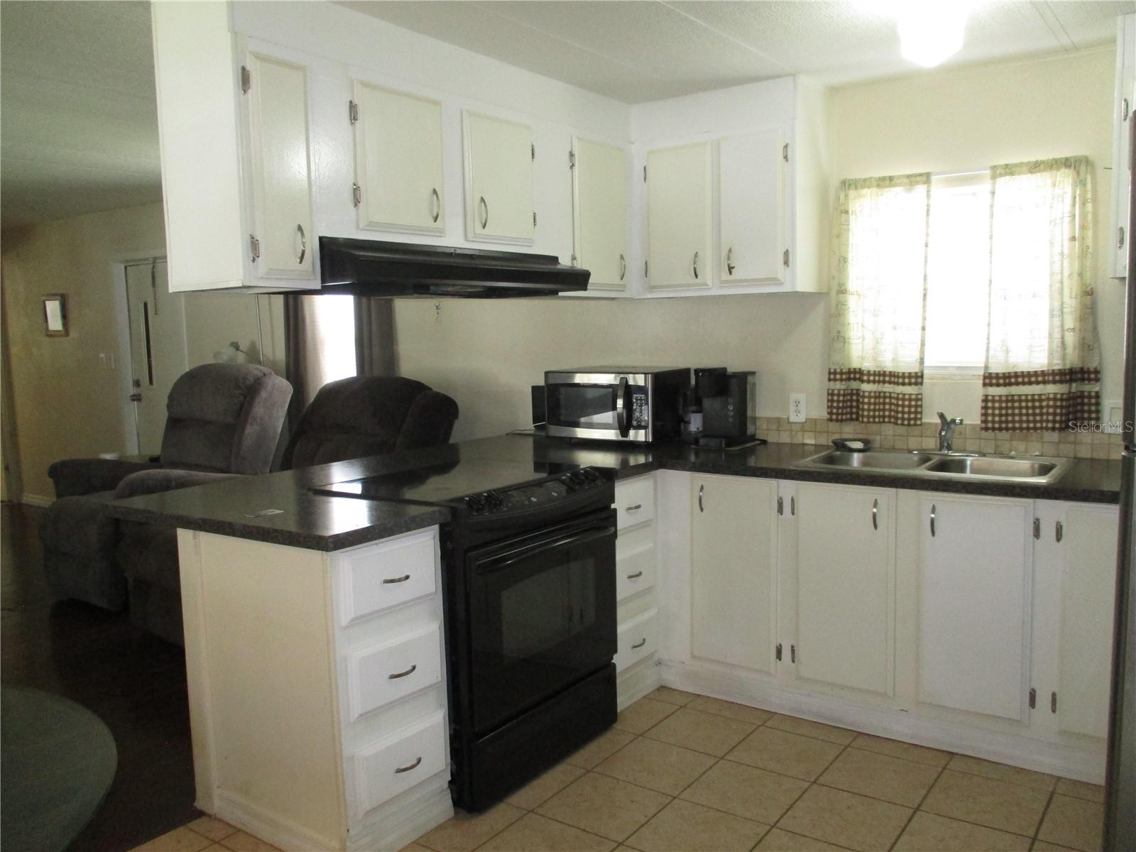 LAKE ROSALIE OAKS - Residential