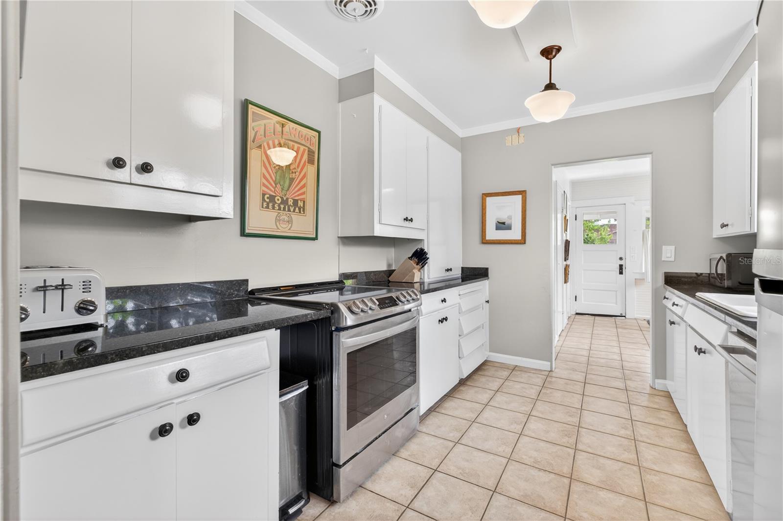 CLOVERLAWN - Residential