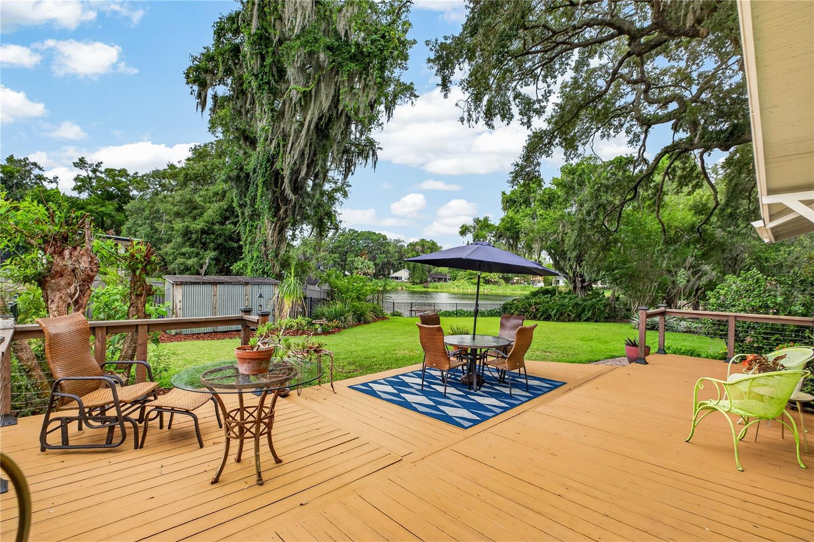CLOVERLAWN - Residential