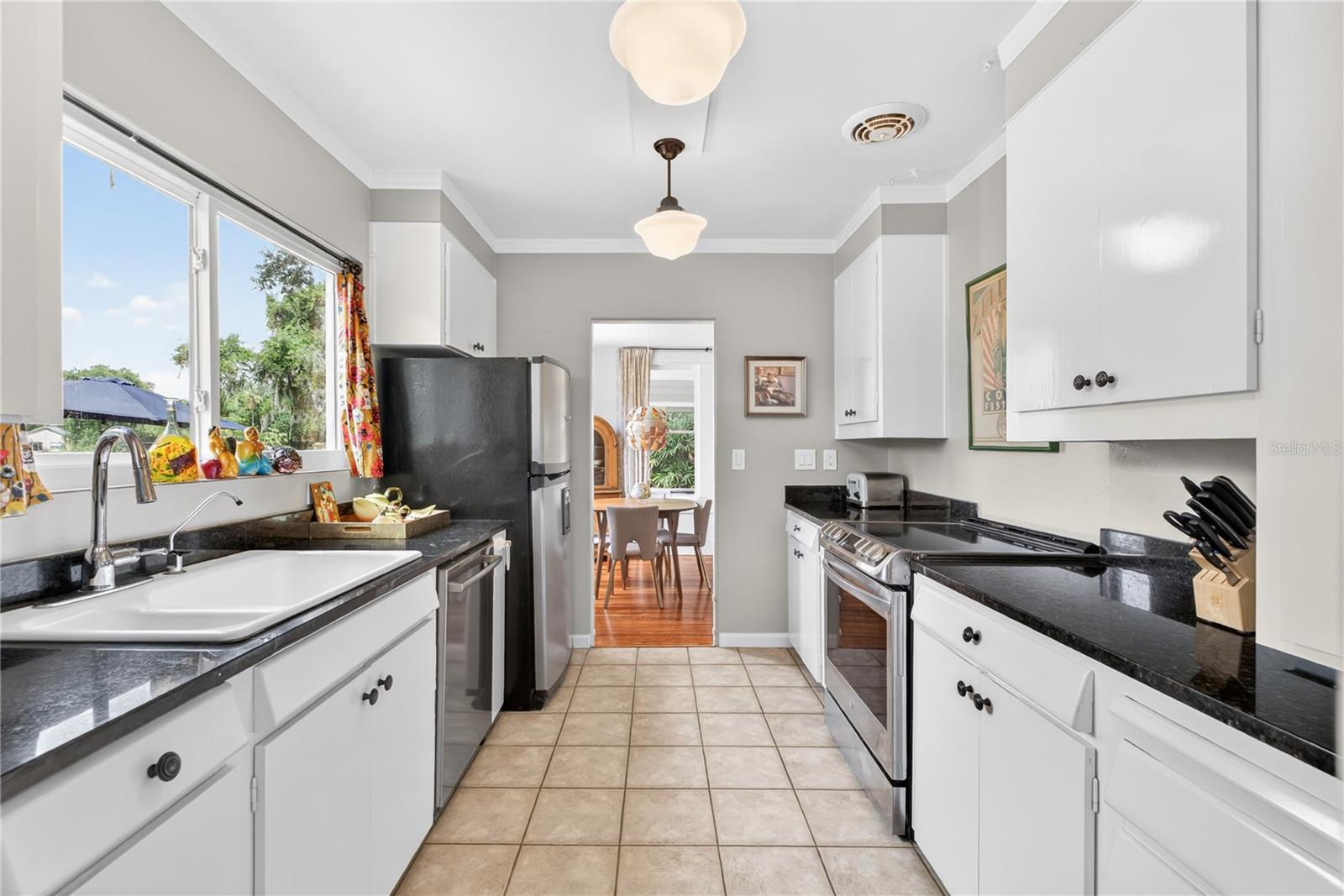 CLOVERLAWN - Residential