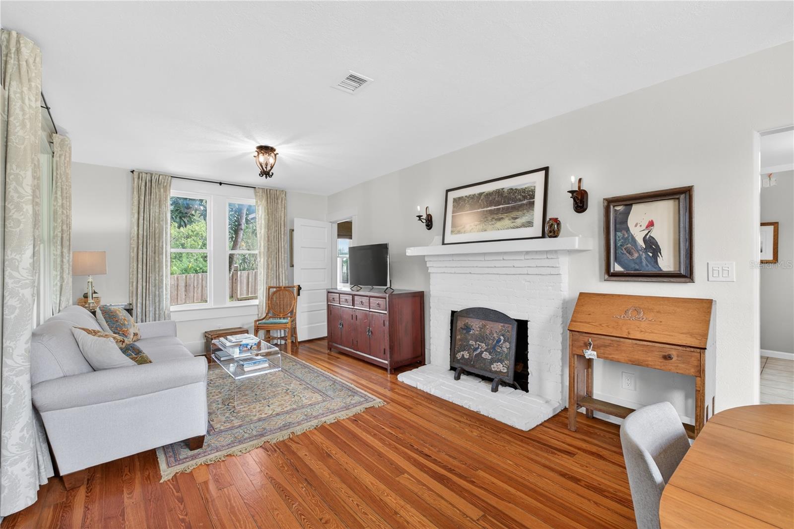 CLOVERLAWN - Residential