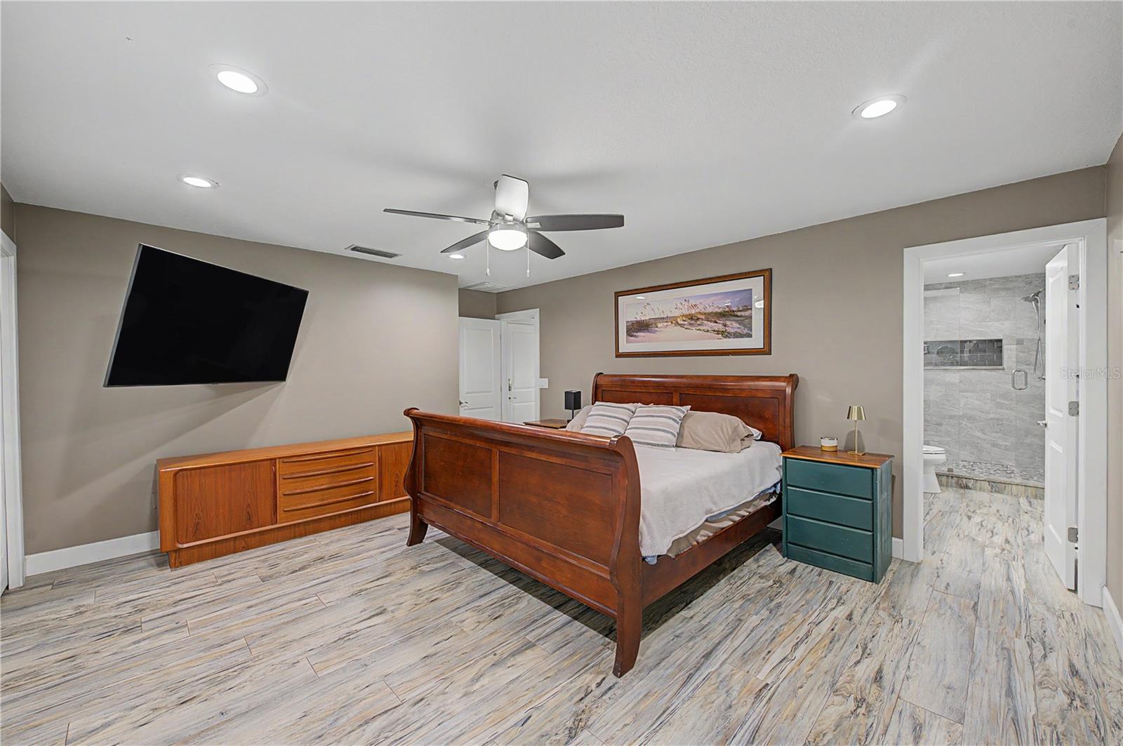 LAKEMONT UNIT 2 - Residential
