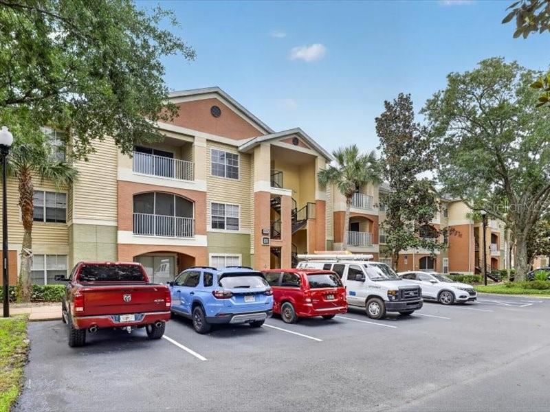 VILLAS AT LAKESIDE A CONDO - Residential