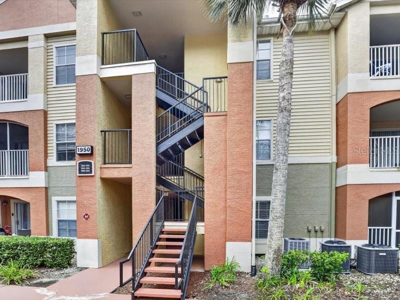 VILLAS AT LAKESIDE A CONDO - Residential