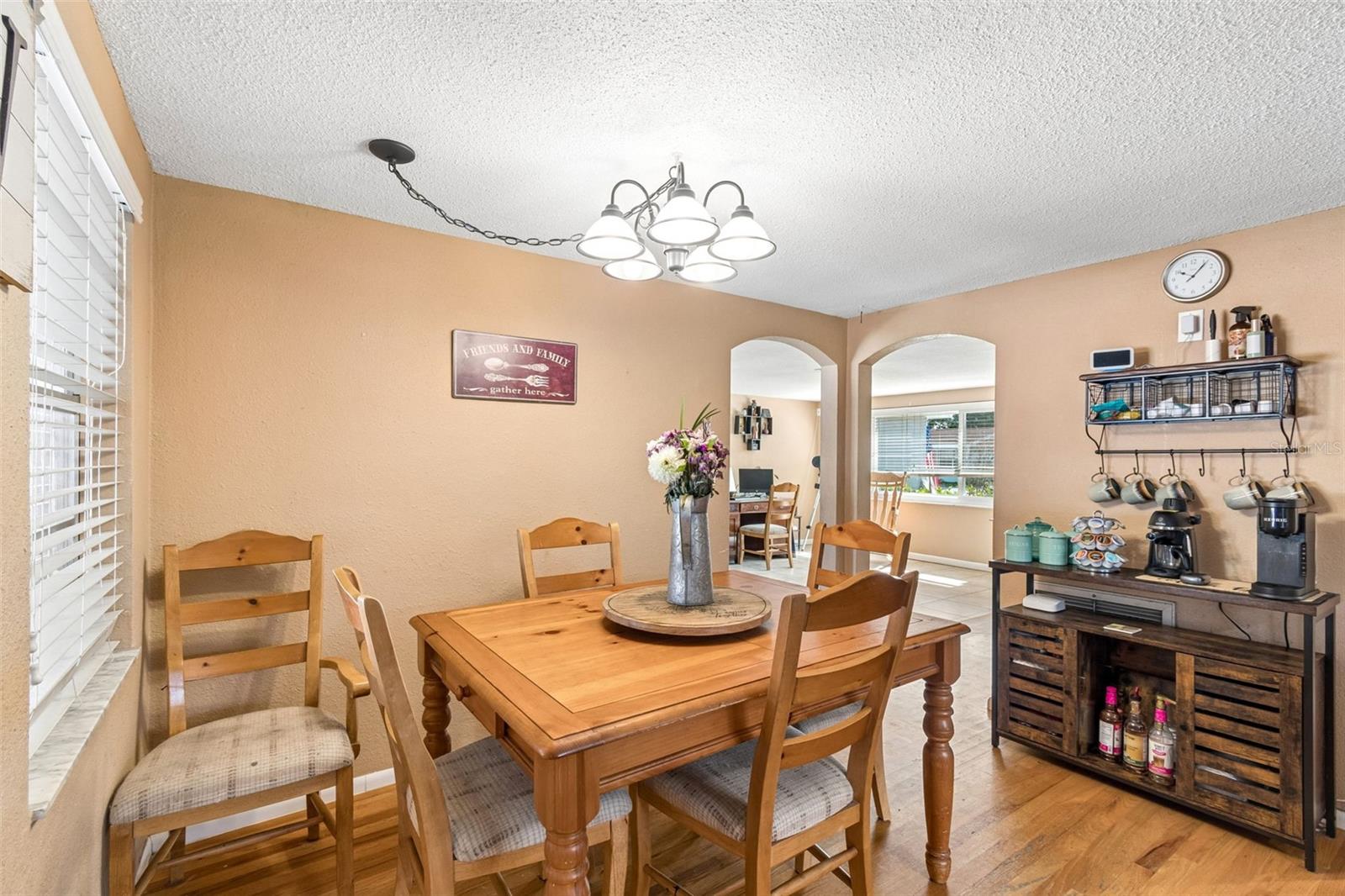 REGENCY PARK - Residential