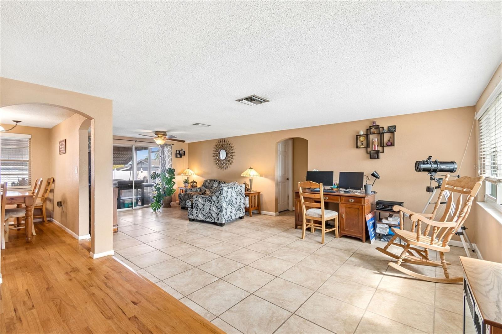 REGENCY PARK - Residential