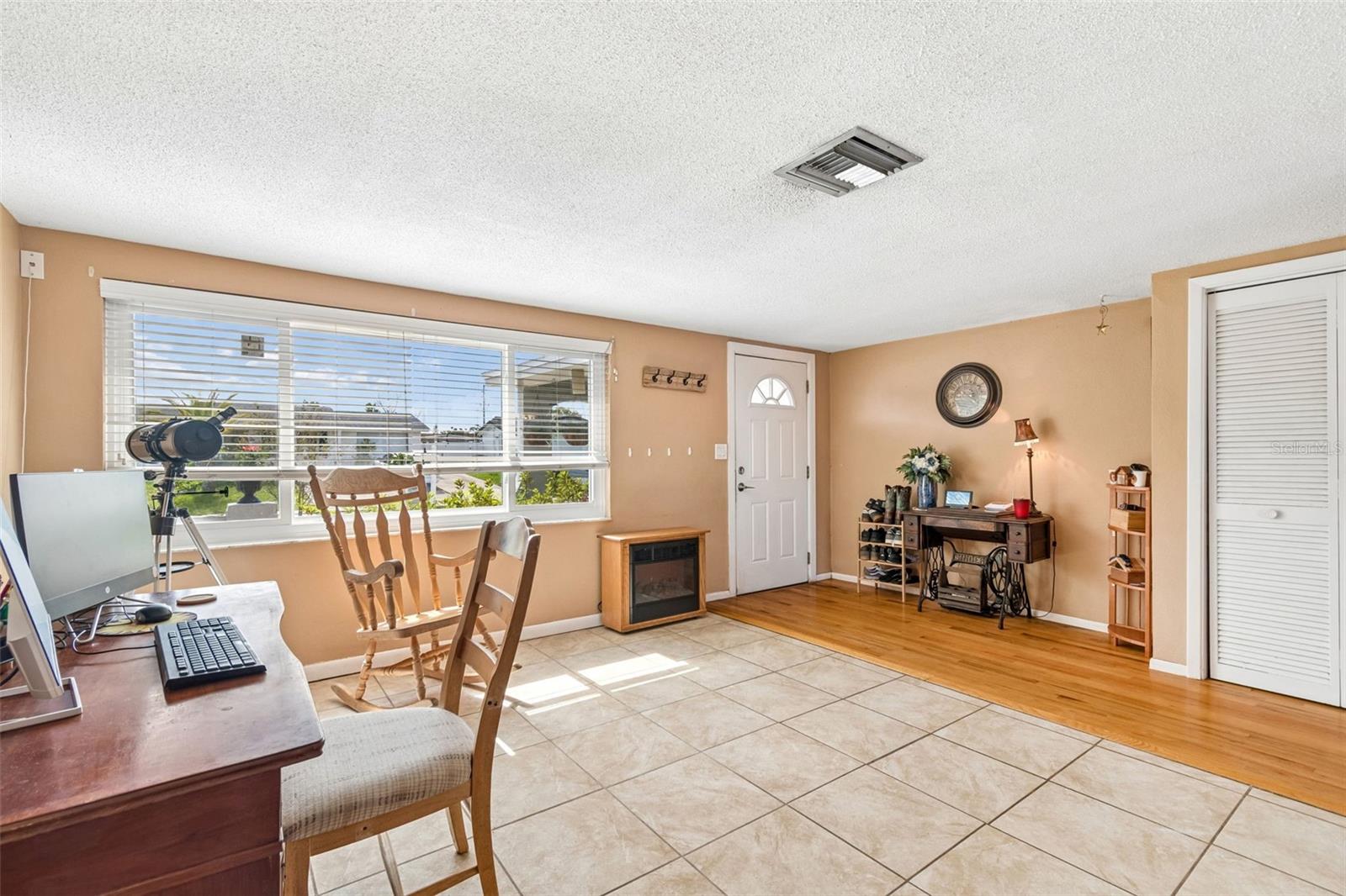 REGENCY PARK - Residential