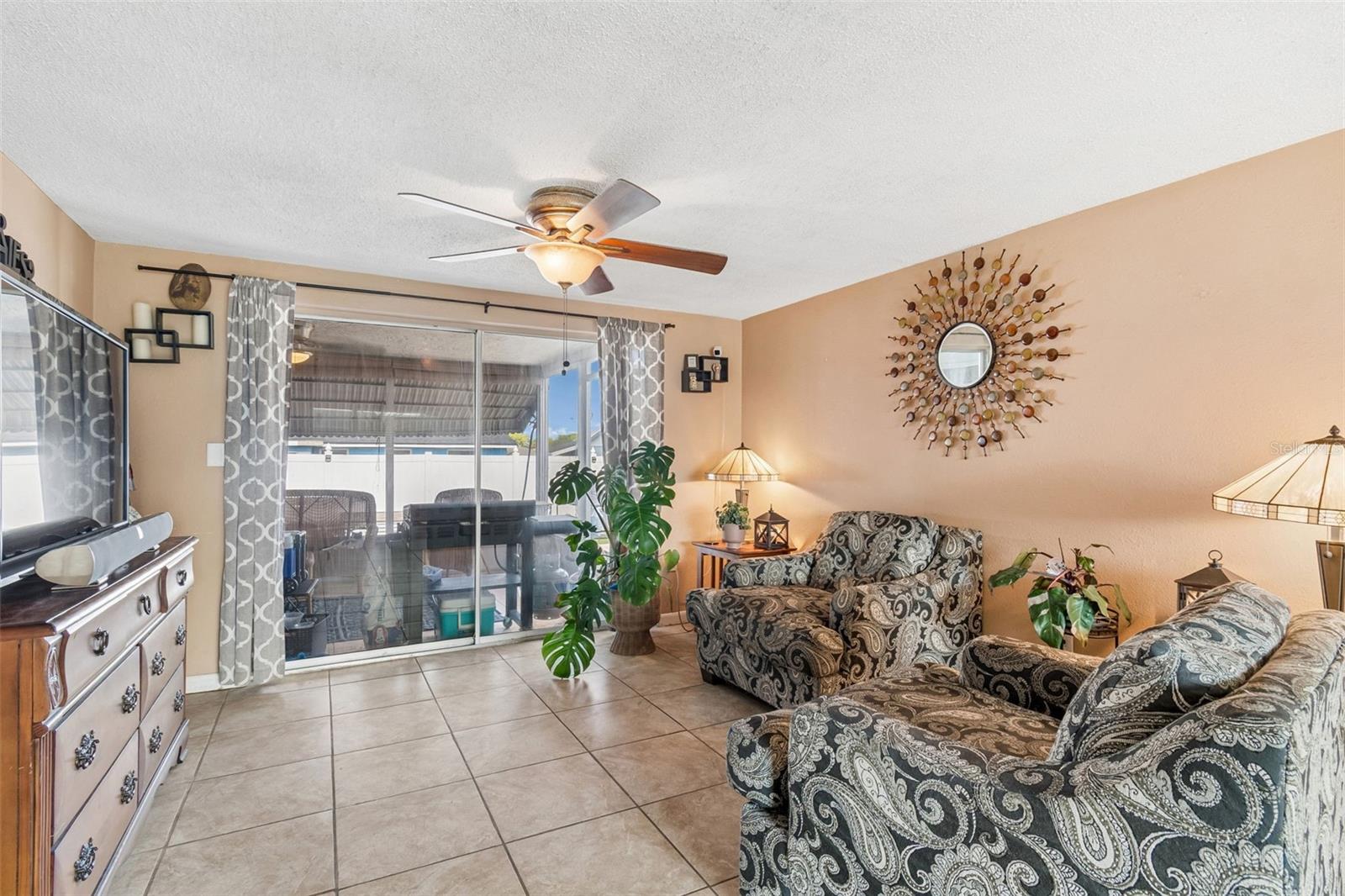 REGENCY PARK - Residential