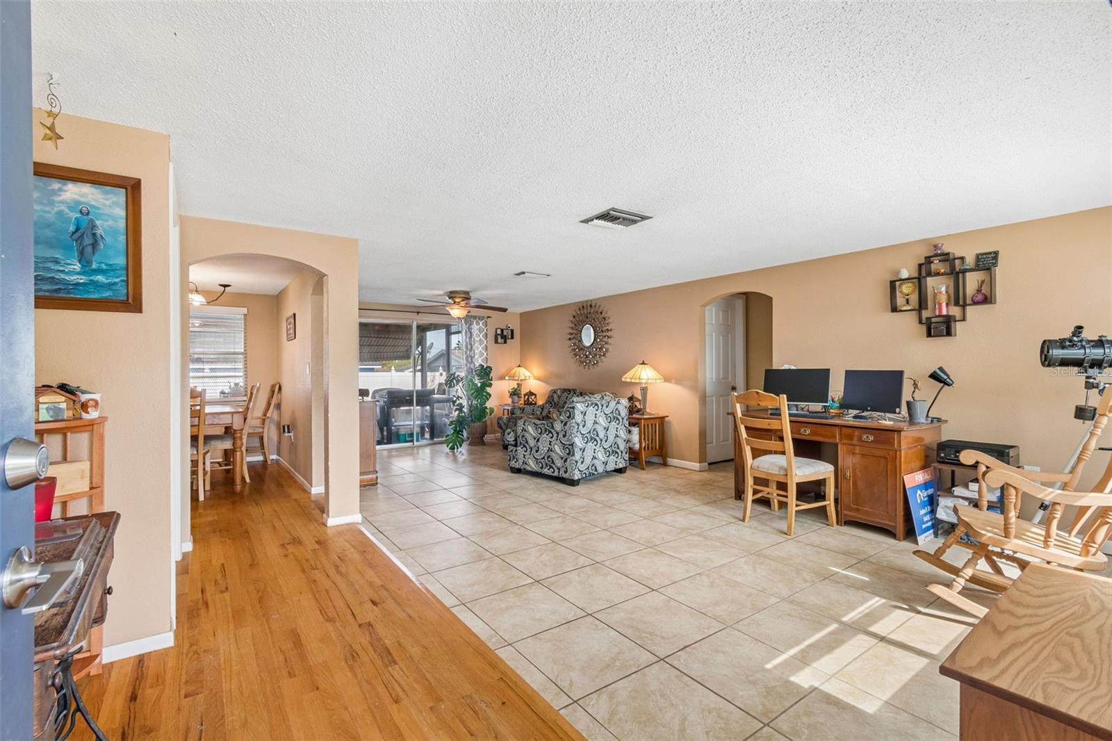 REGENCY PARK - Residential