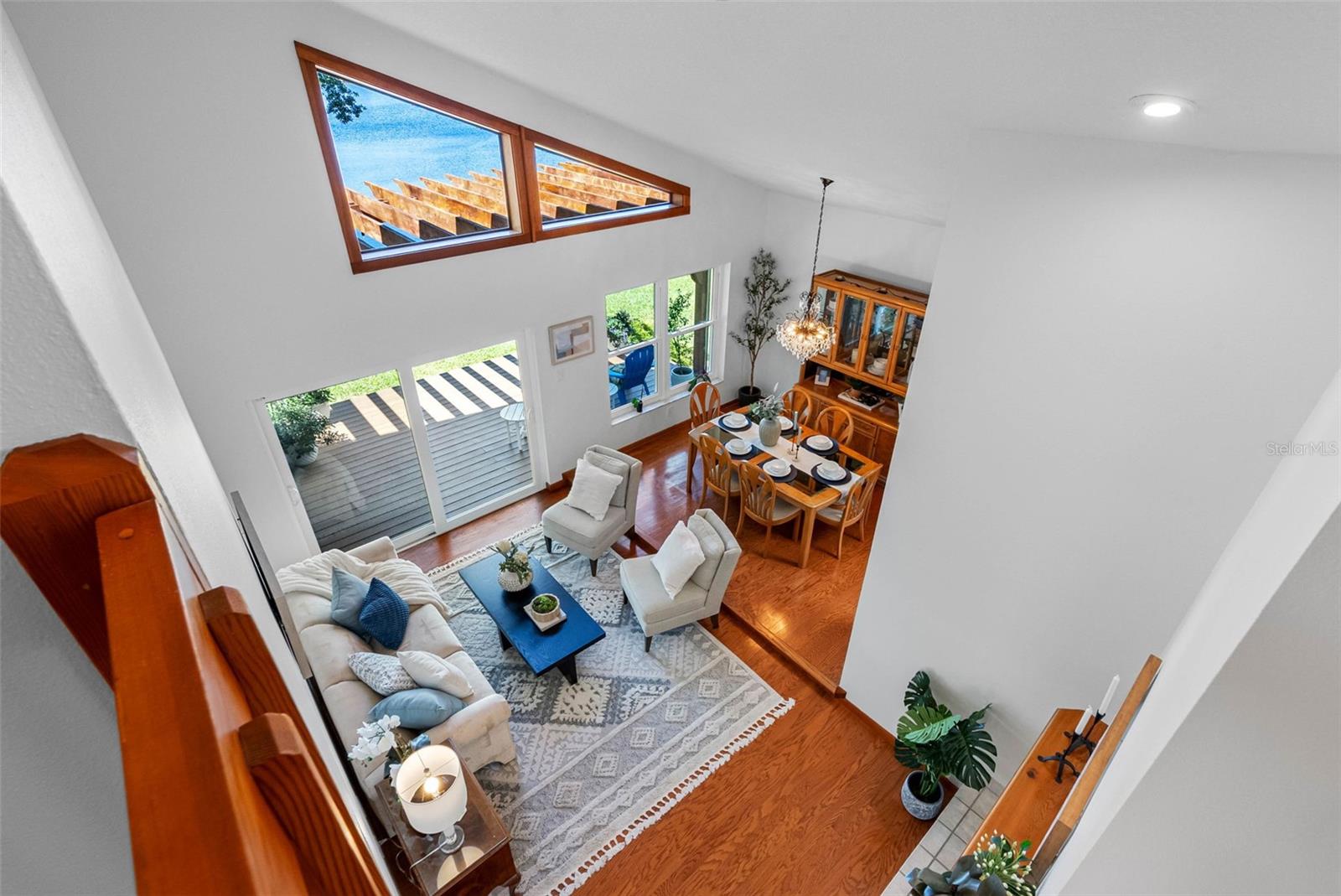 LAKESIDE GROVE ESTATES - Residential
