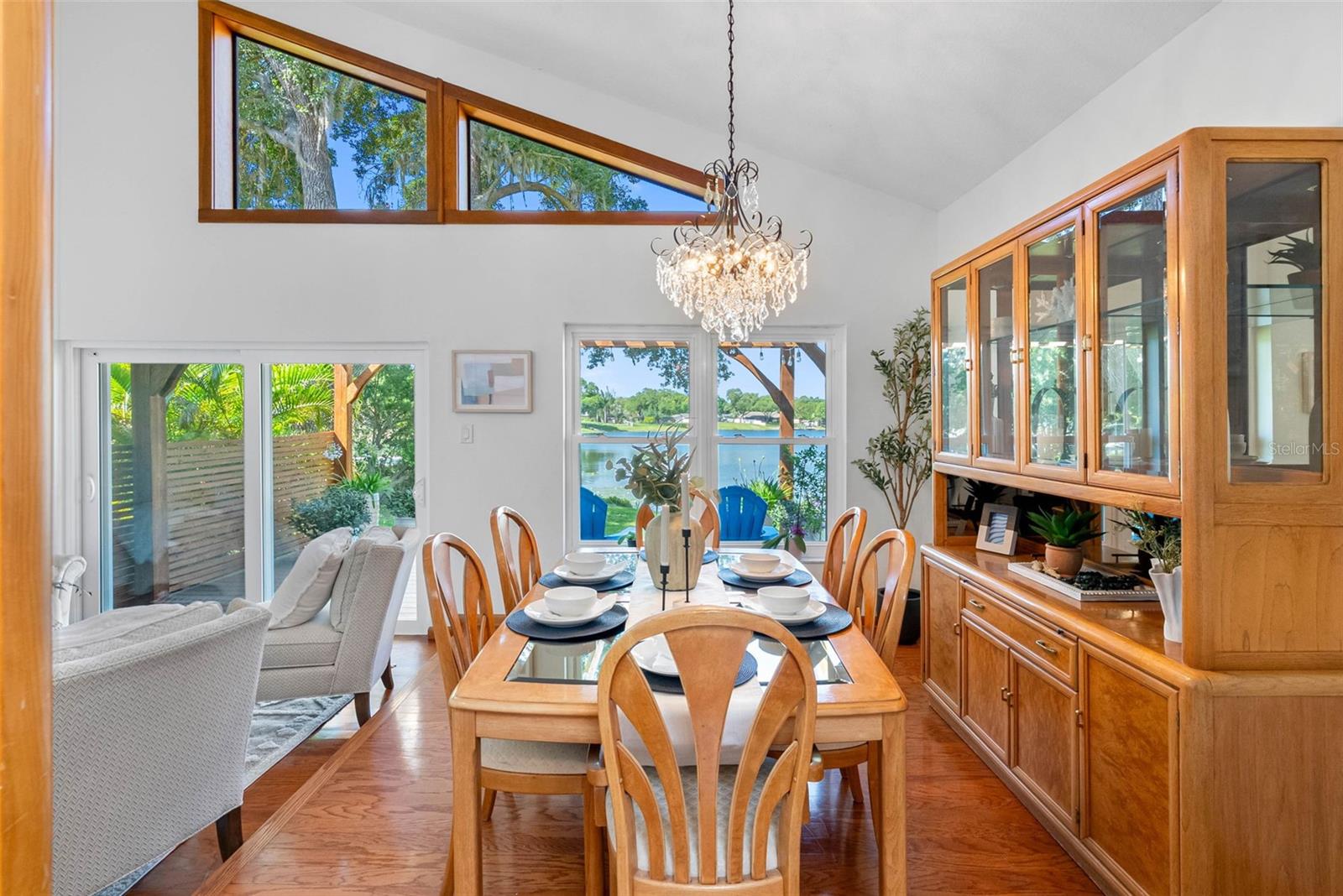 LAKESIDE GROVE ESTATES - Residential