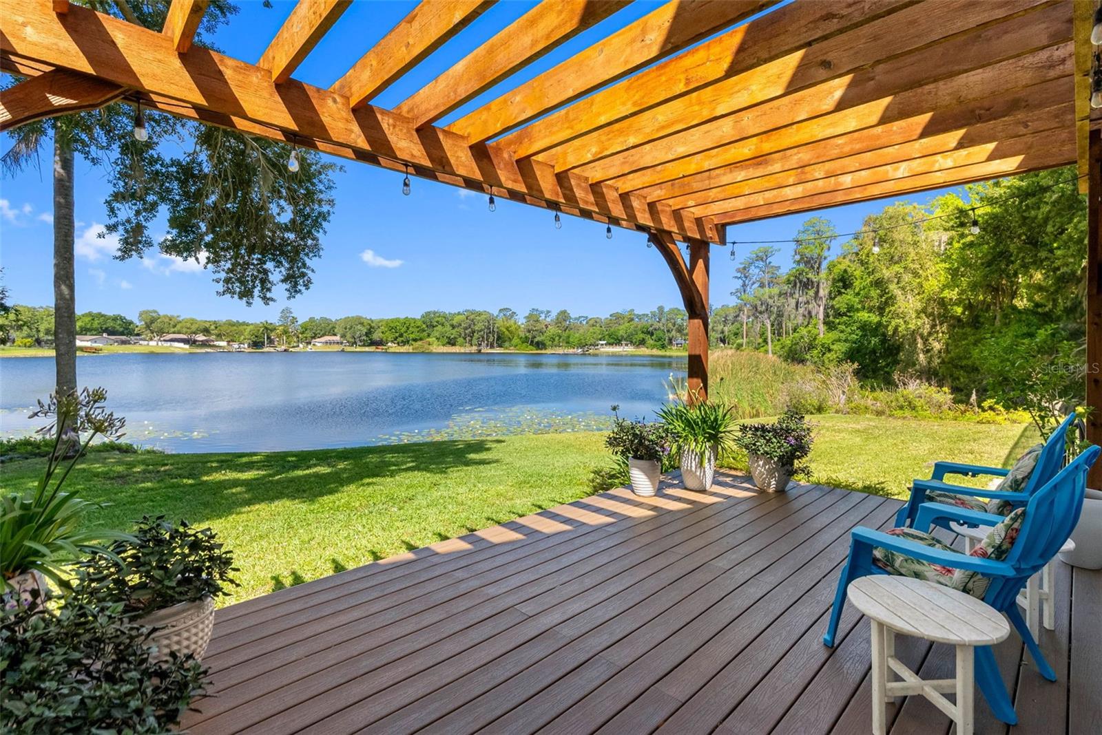 LAKESIDE GROVE ESTATES - Residential