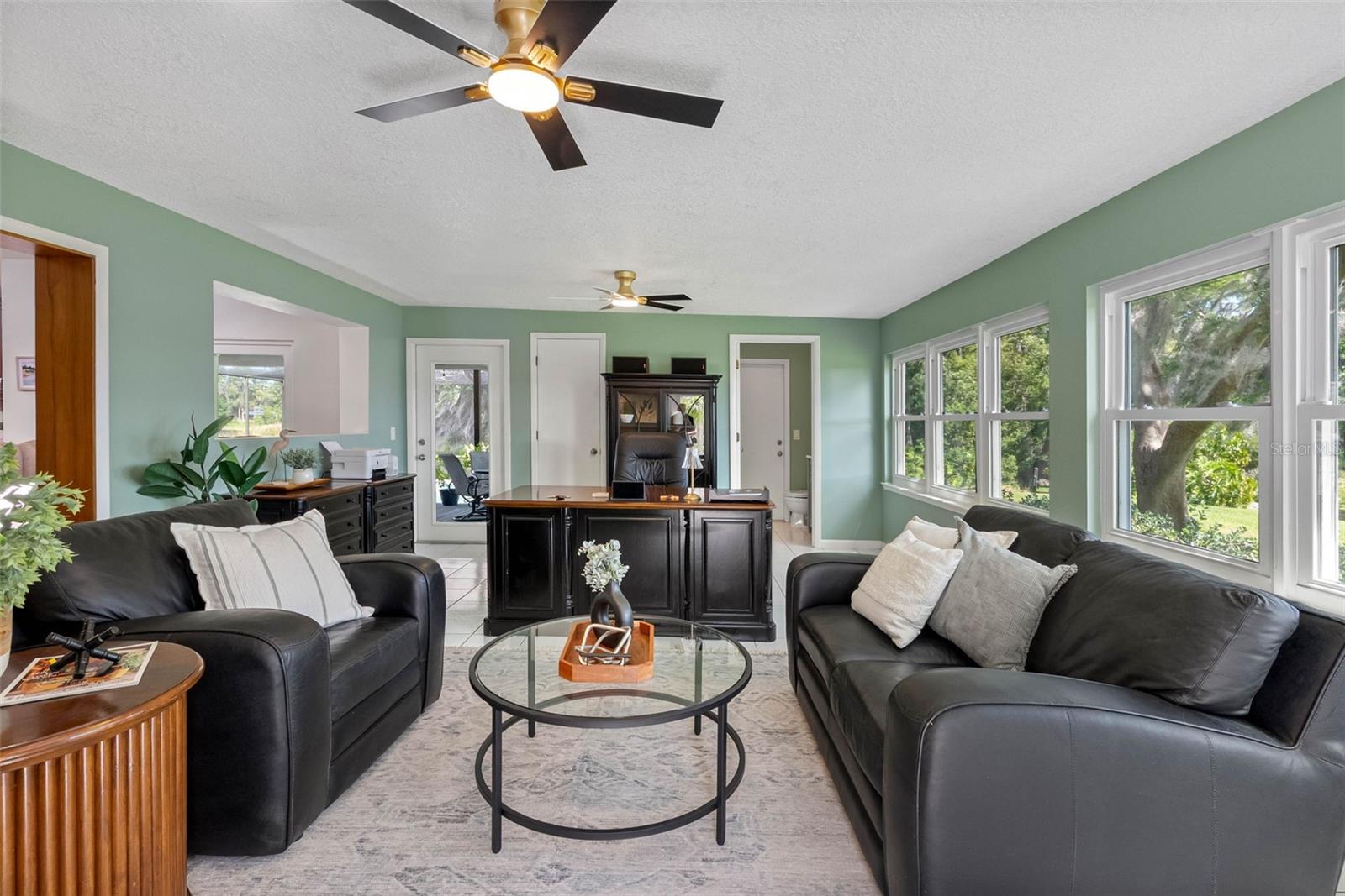 LAKESIDE GROVE ESTATES - Residential