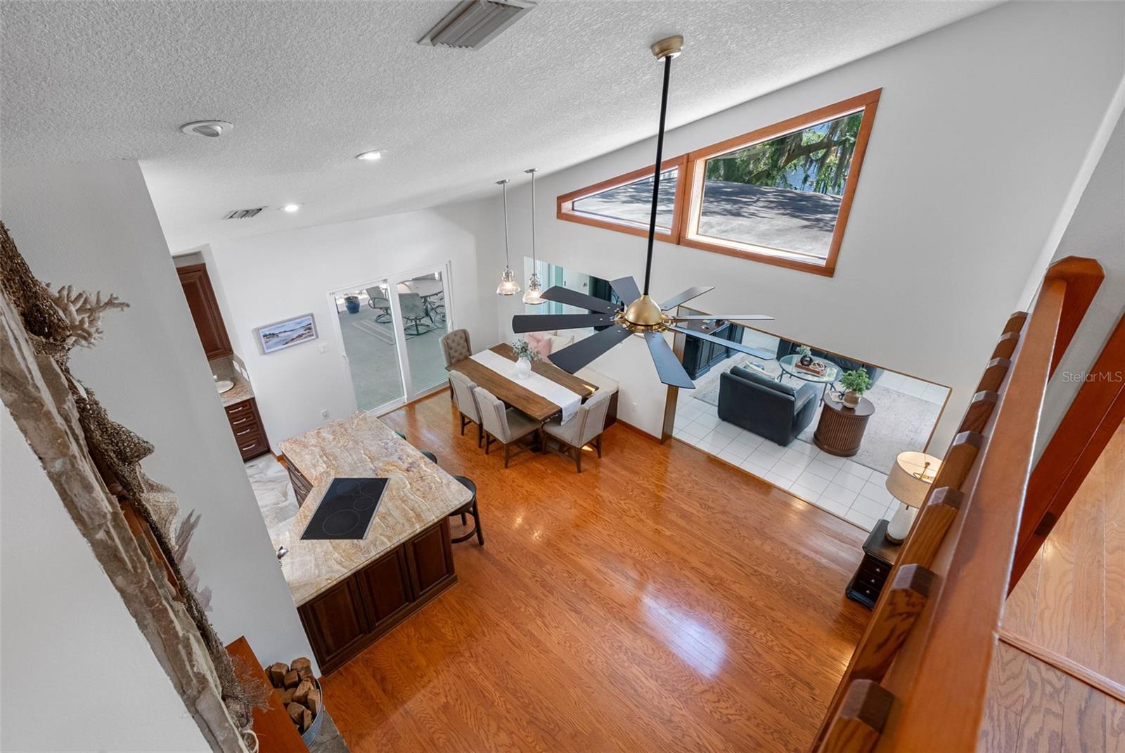 LAKESIDE GROVE ESTATES - Residential
