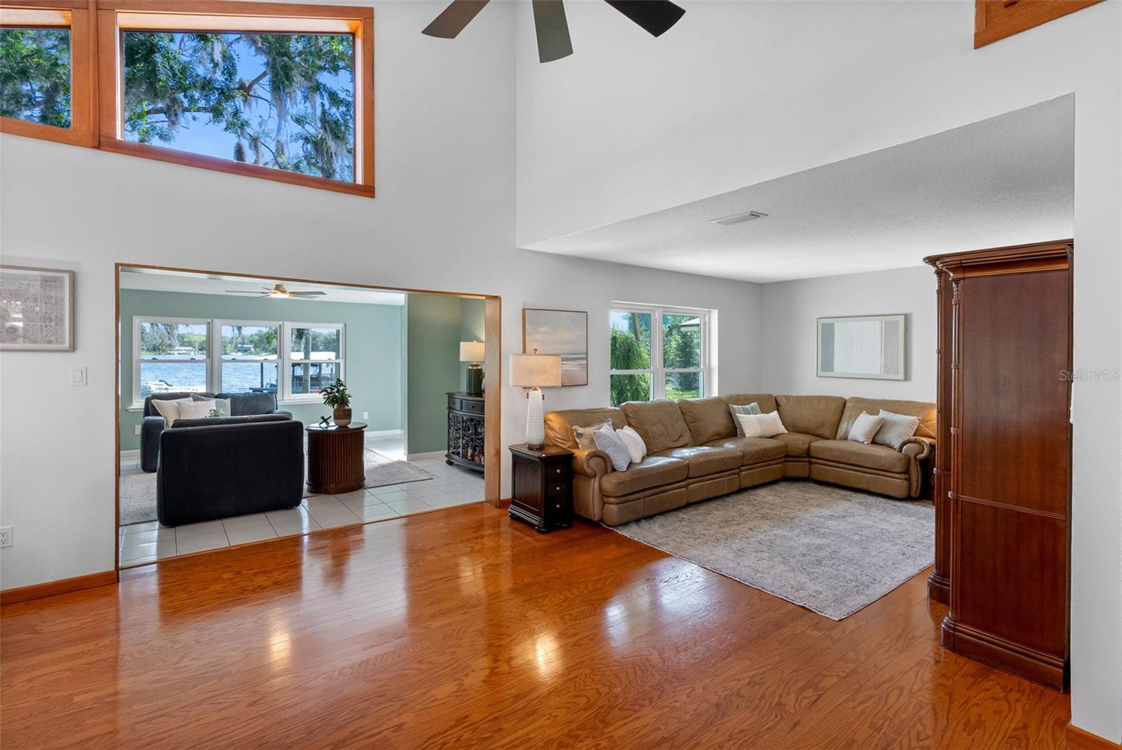 LAKESIDE GROVE ESTATES - Residential