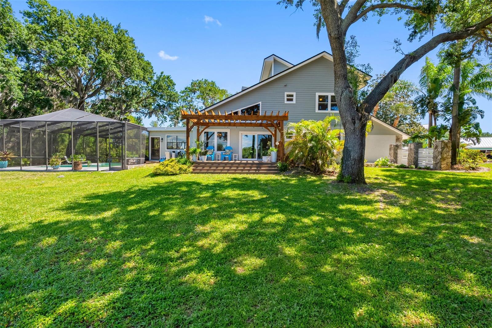 LAKESIDE GROVE ESTATES - Residential