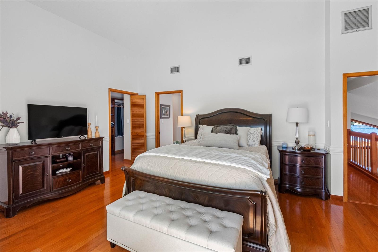LAKESIDE GROVE ESTATES - Residential