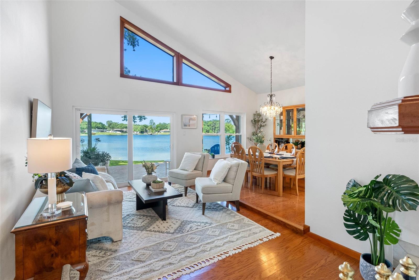 LAKESIDE GROVE ESTATES - Residential