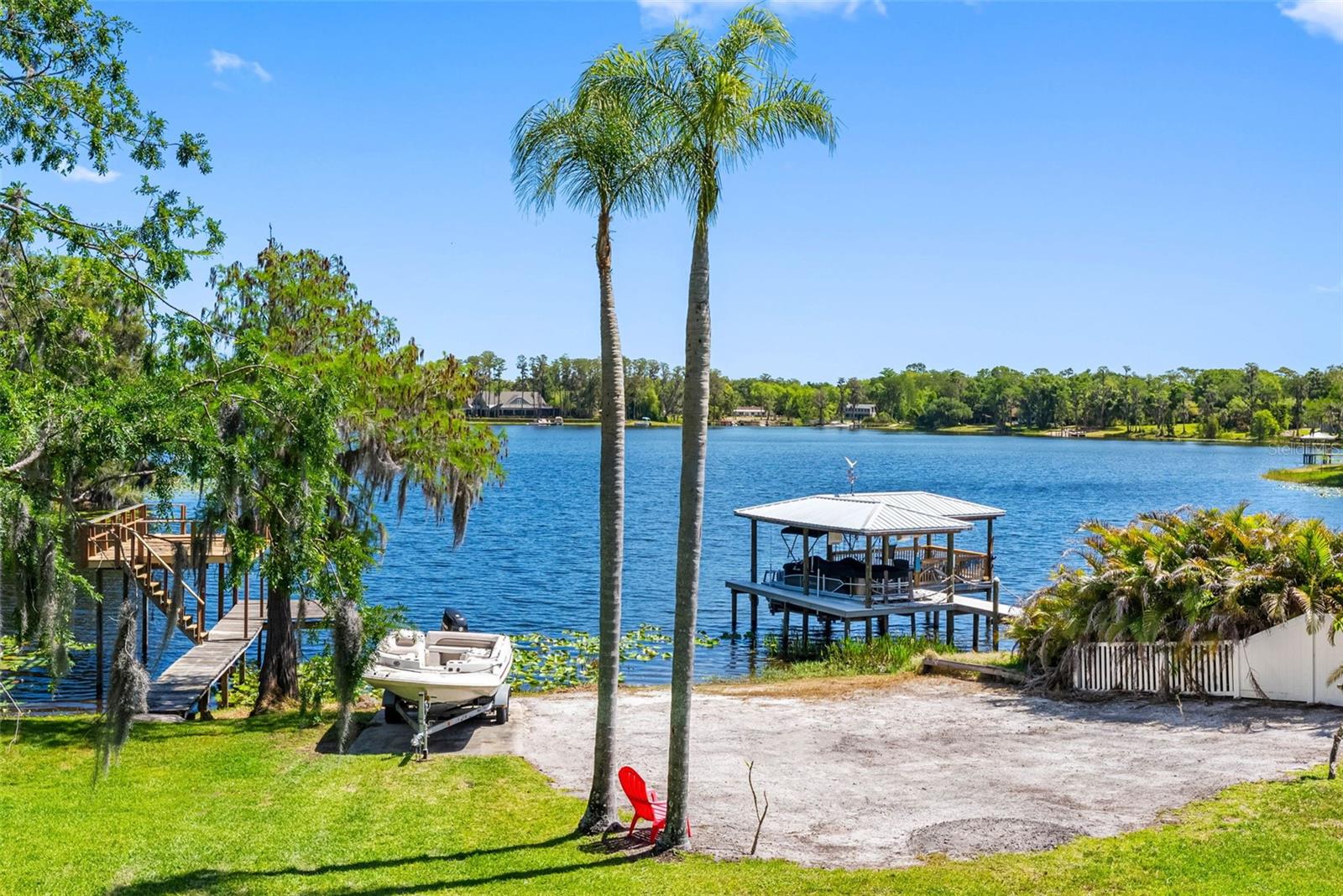 LAKESIDE GROVE ESTATES - Residential
