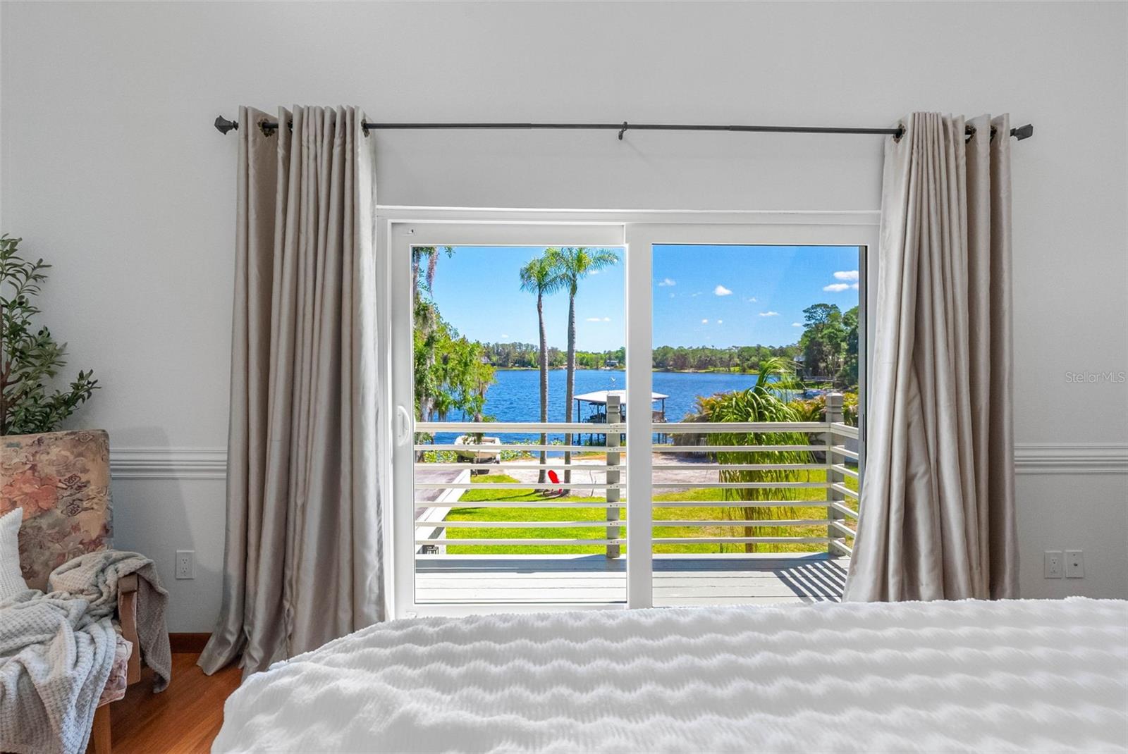 LAKESIDE GROVE ESTATES - Residential