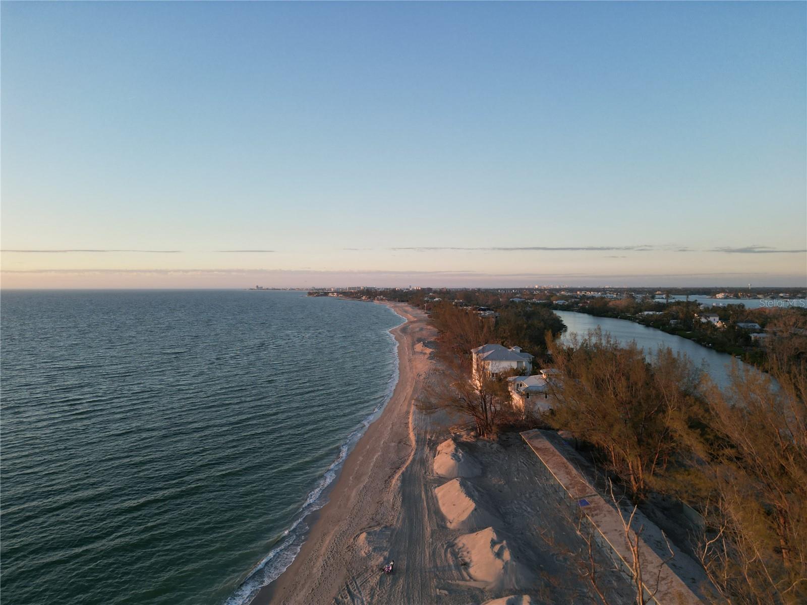 HERON LAGOON LODGES - Land