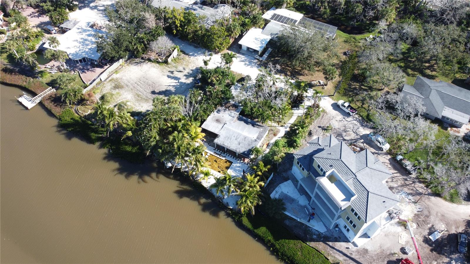 HERON LAGOON LODGES - Land
