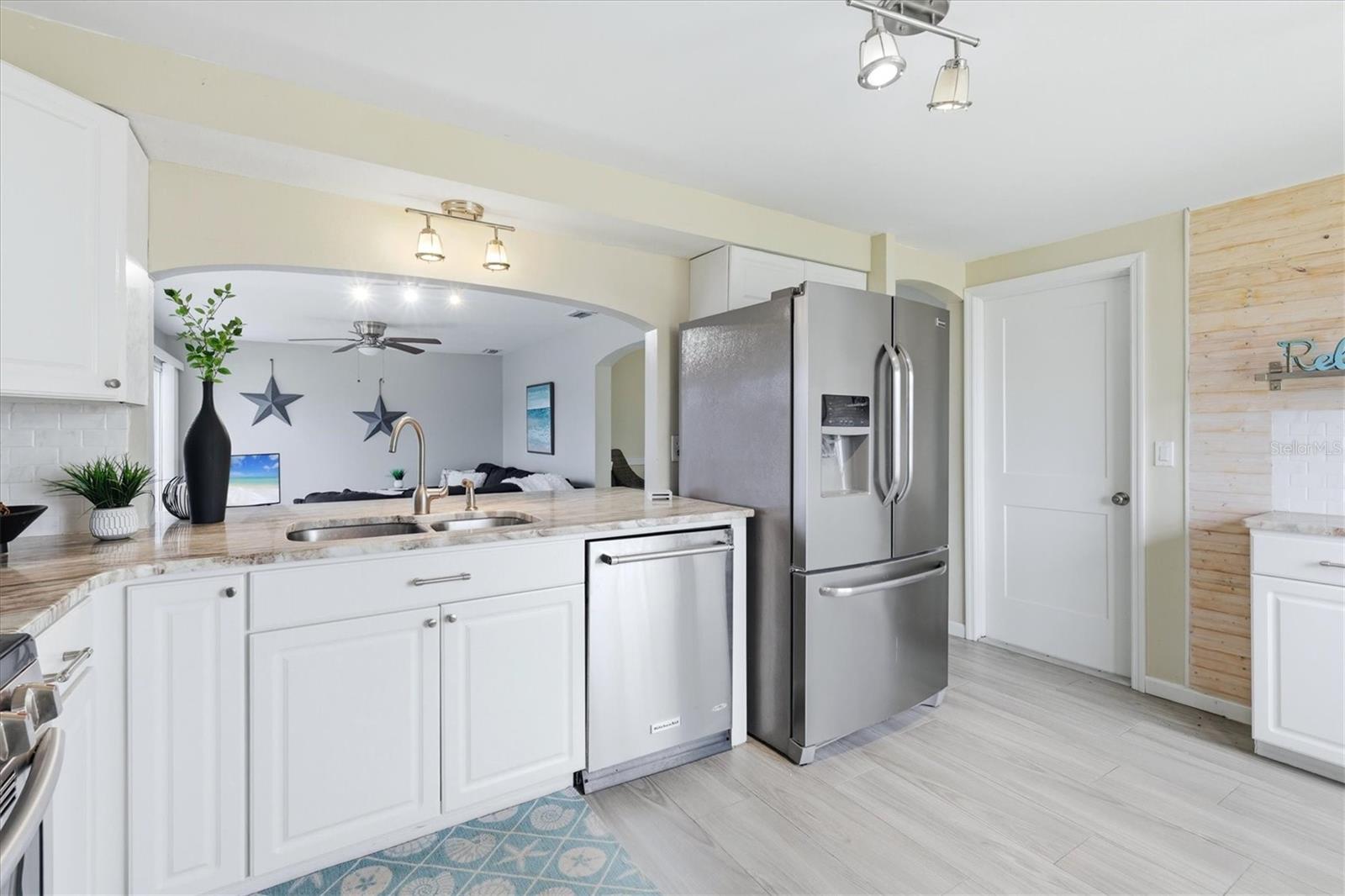 ENGLEWOOD ISLES - Residential