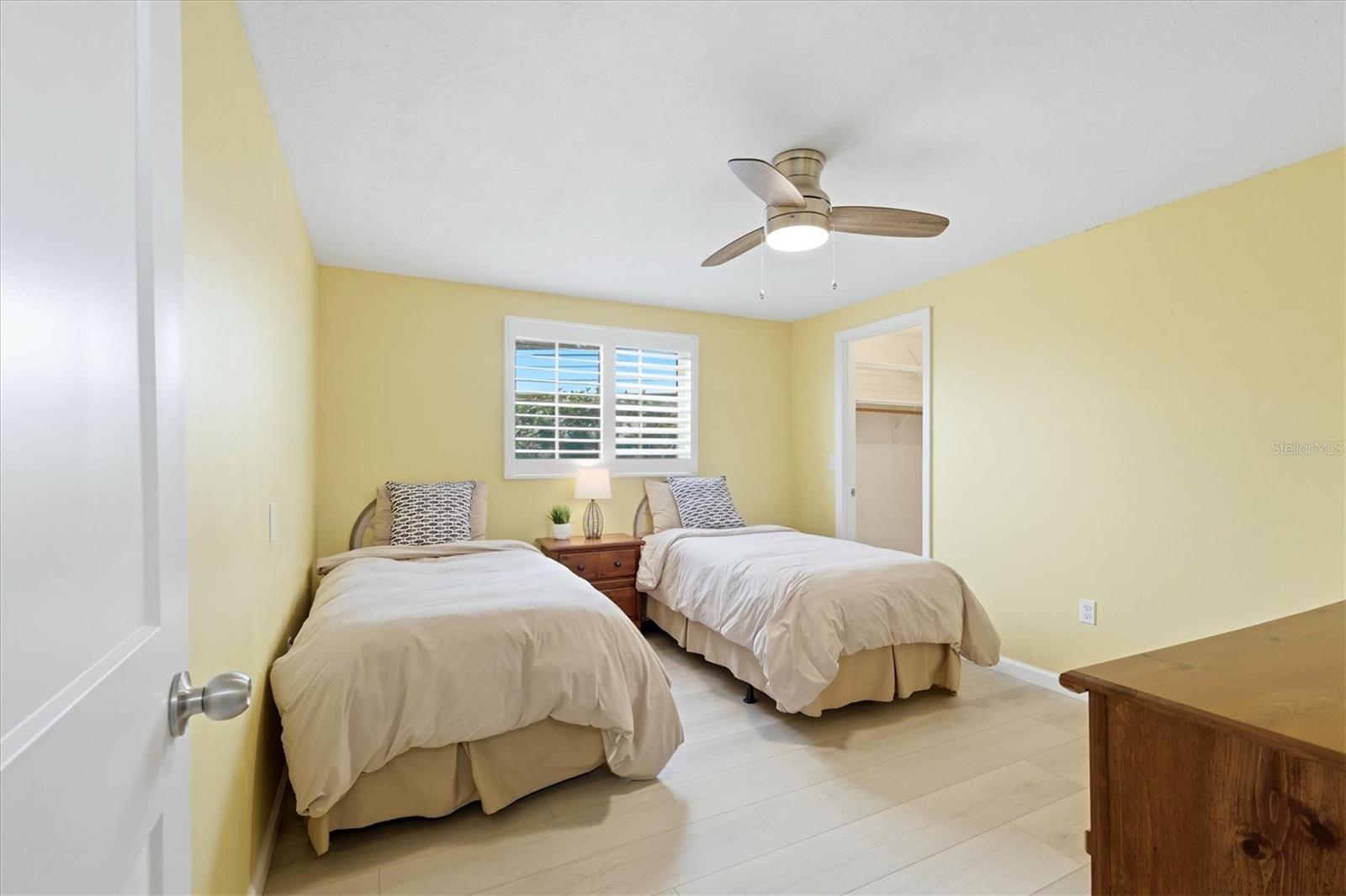 ENGLEWOOD ISLES - Residential