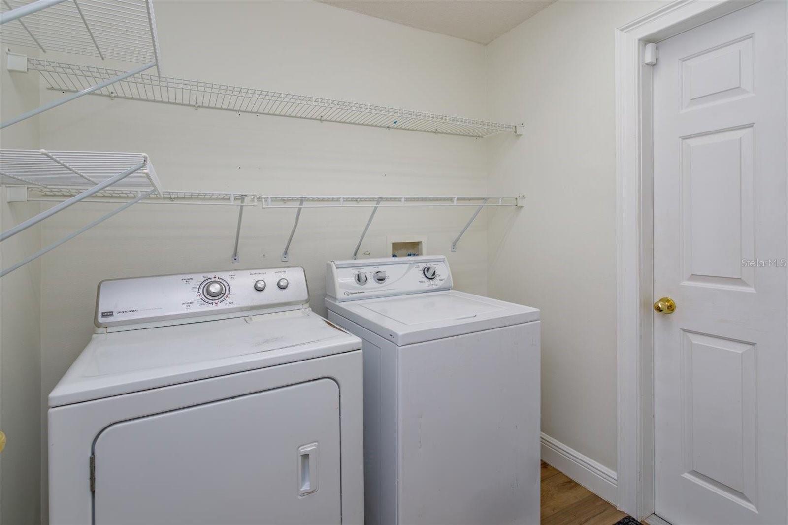 WESMERE/HAMPTON WOODS - Residential