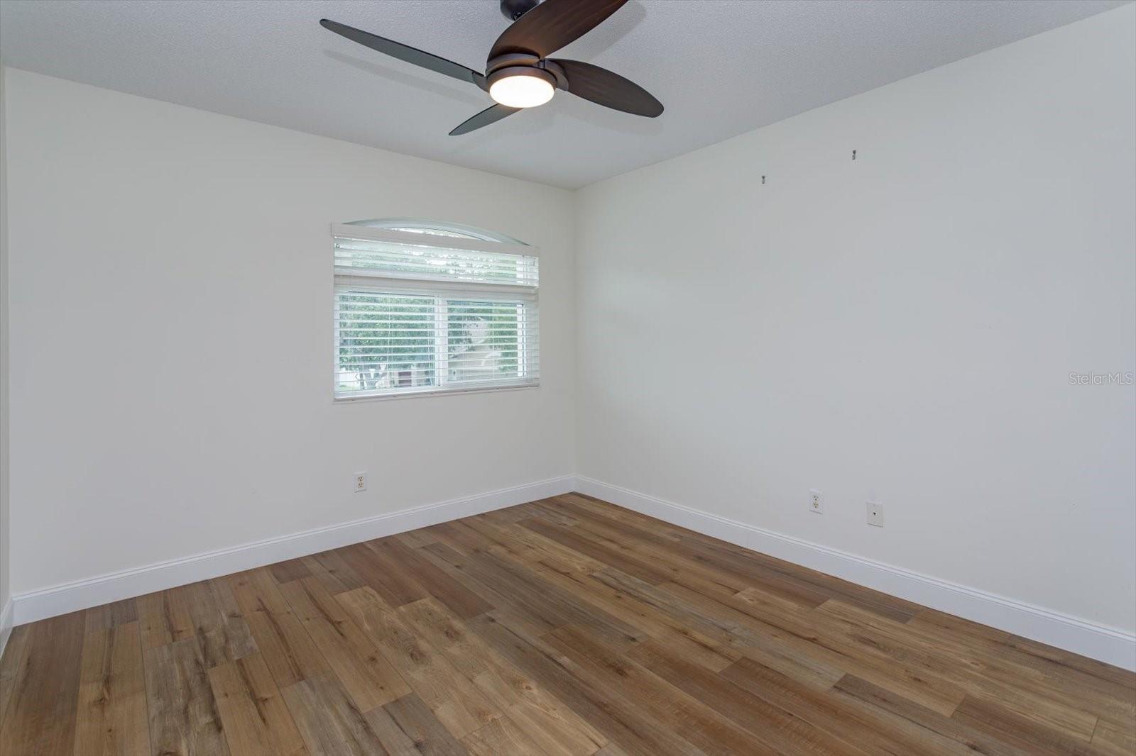 WESMERE/HAMPTON WOODS - Residential