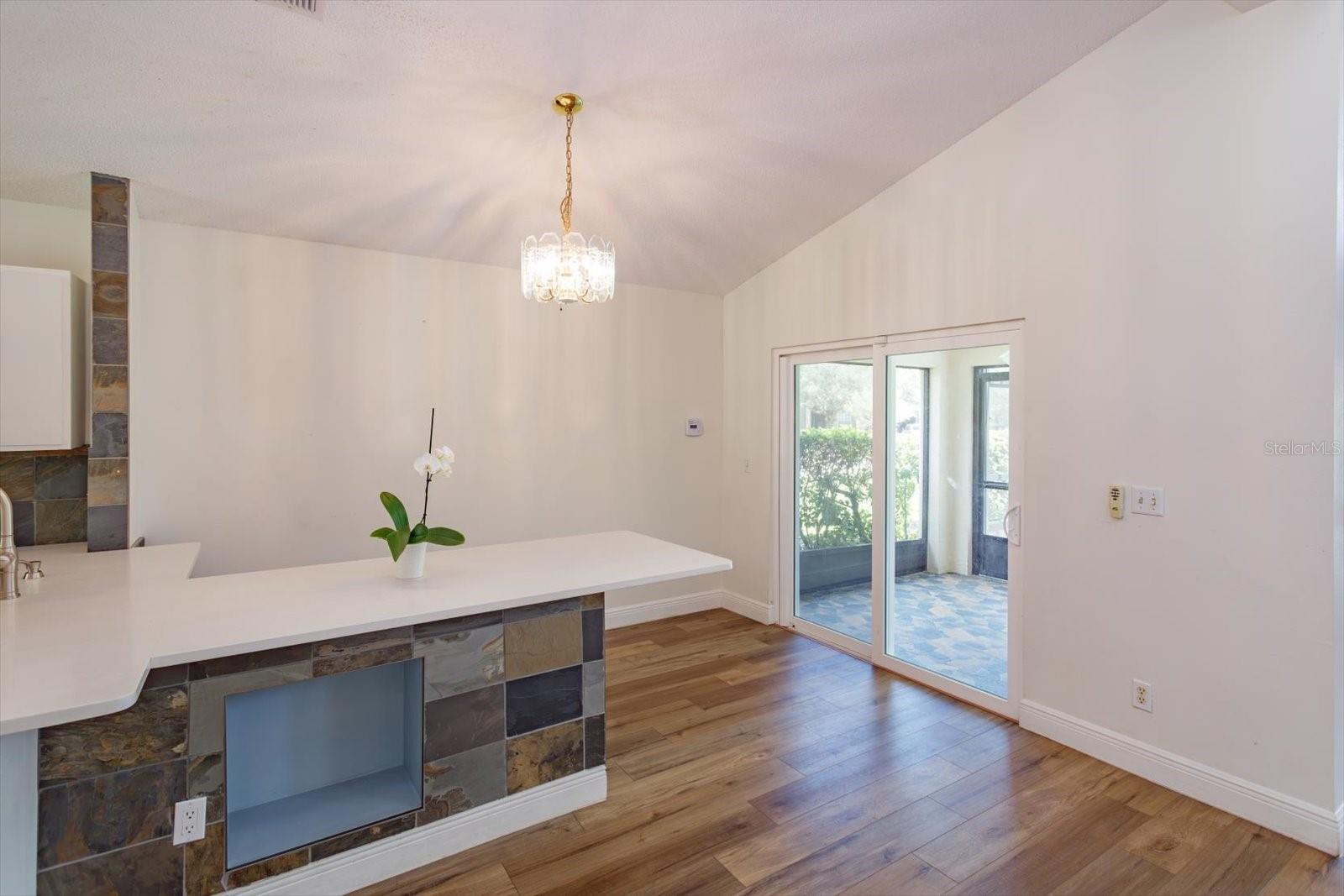 WESMERE/HAMPTON WOODS - Residential