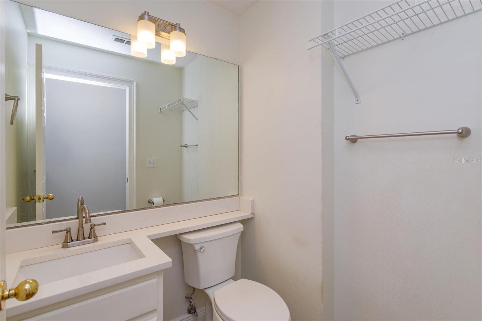 WESMERE/HAMPTON WOODS - Residential