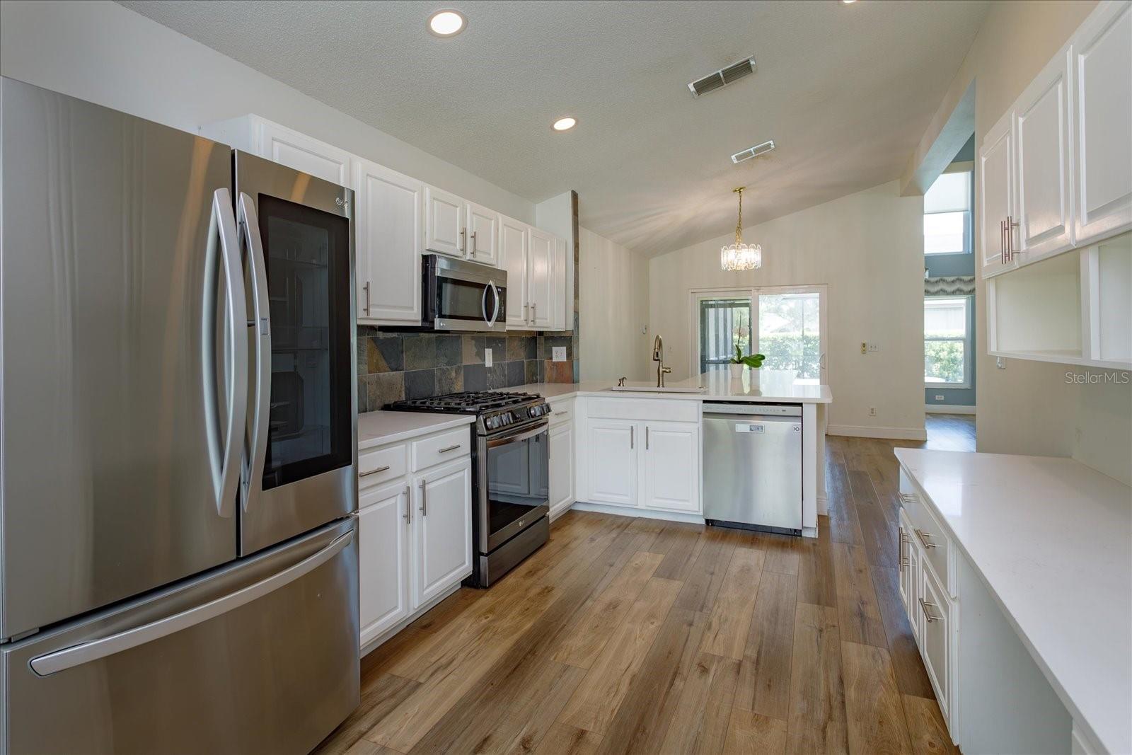 WESMERE/HAMPTON WOODS - Residential