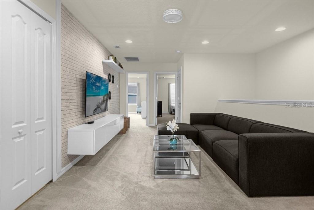 WNDSOR/WESTSIDE-PH 3 - Residential