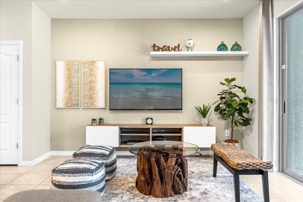WNDSOR/WESTSIDE-PH 3 - Residential