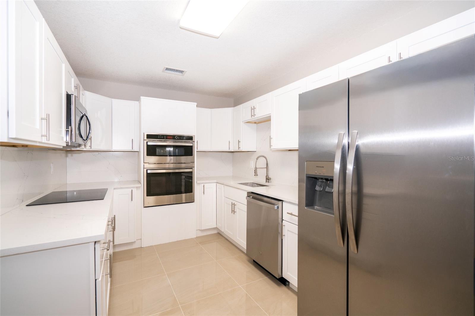 OLDSMAR COUNTRY CLUB ESTATES SEC 2 - Residential