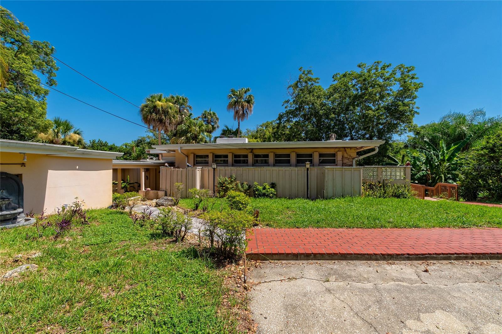 BEEMAN PARK - Residential
