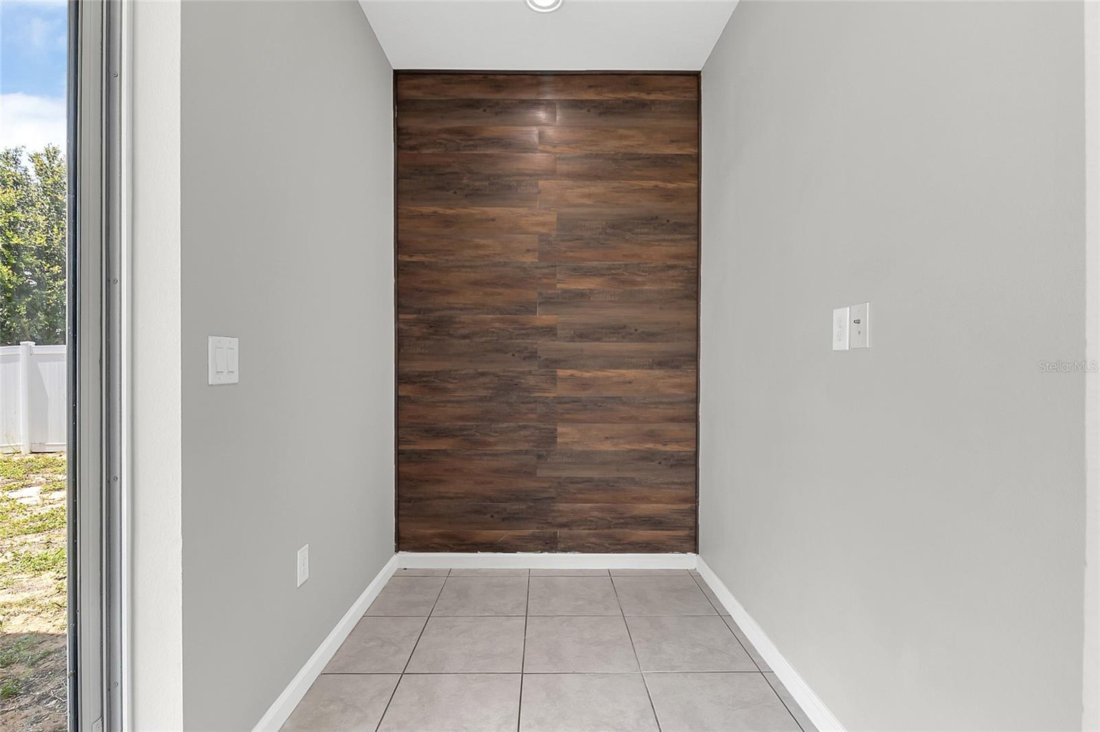 RIDGE/HLND MDWS - Residential