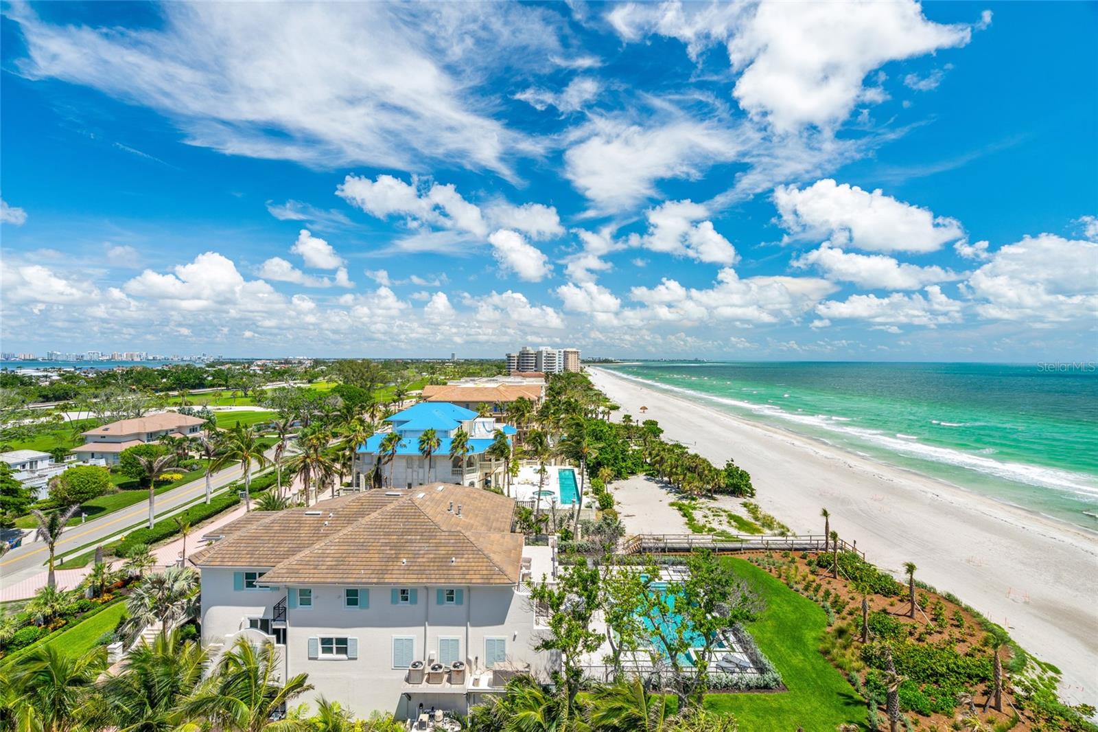 PRIVATEER SOUTH - Residential Lease