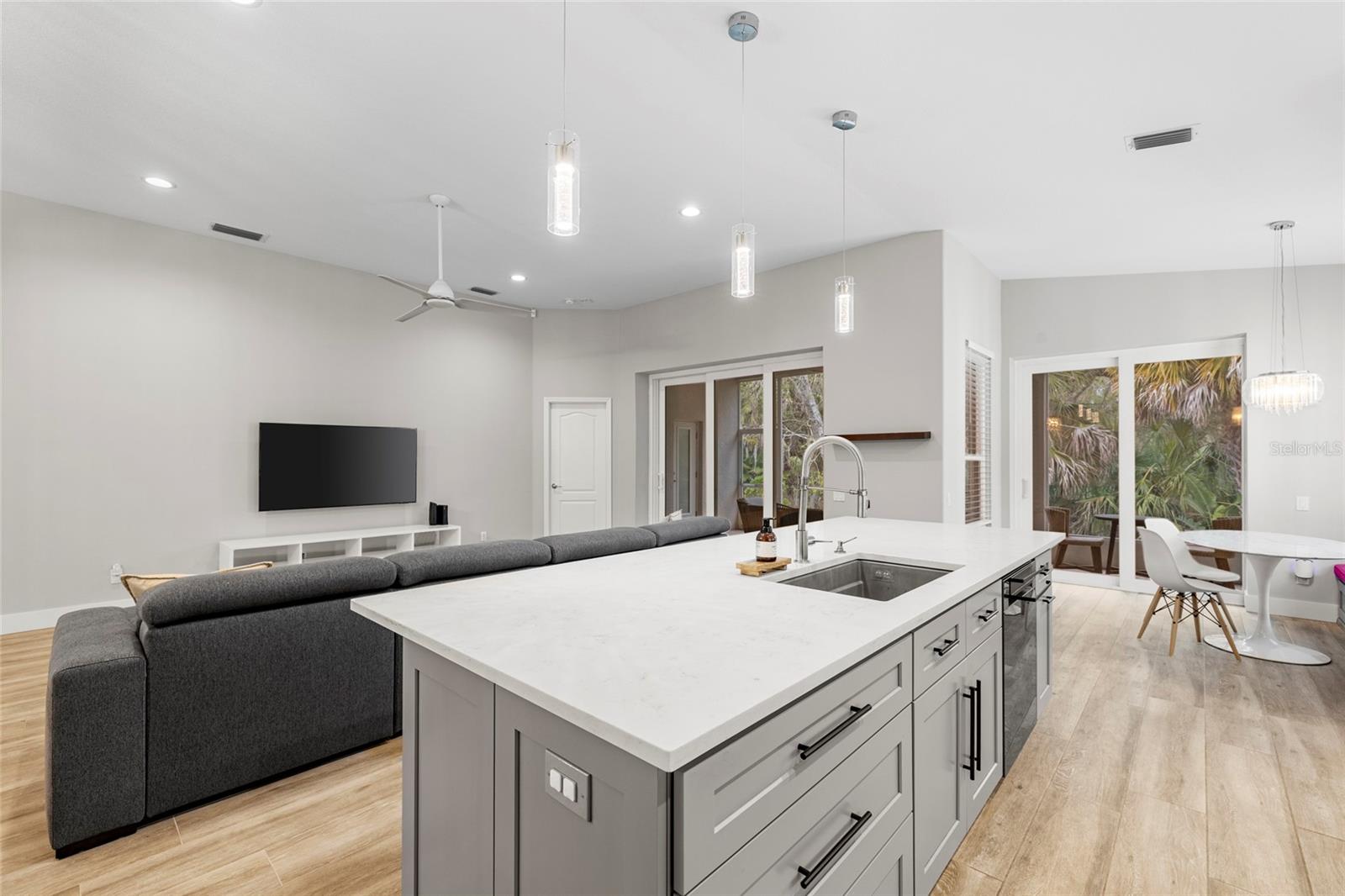 EDGEWATER VILLAGE SUBPHASE A UNIT 4B - Residential
