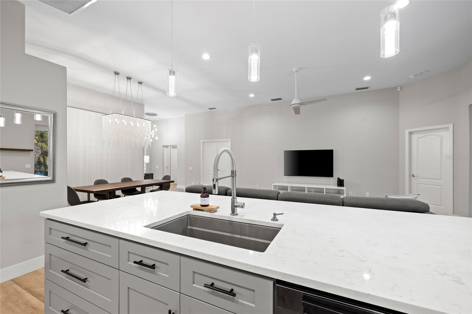EDGEWATER VILLAGE SUBPHASE A UNIT 4B - Residential