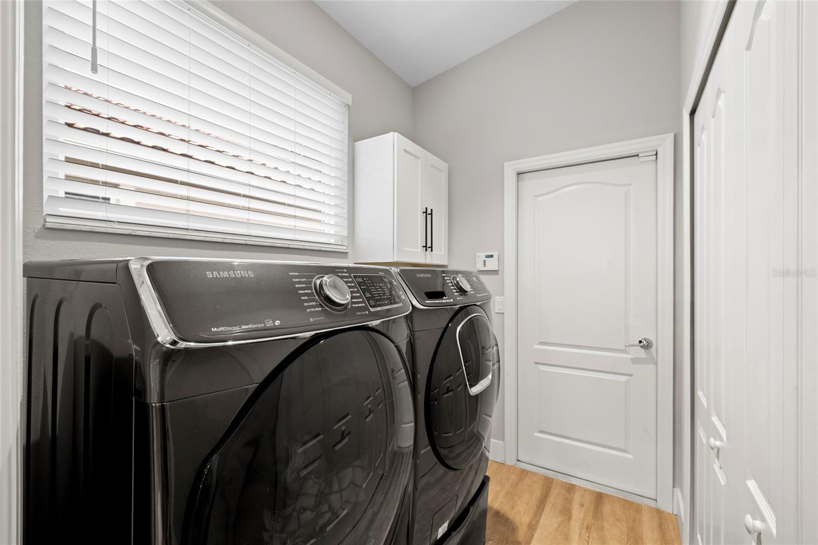 EDGEWATER VILLAGE SUBPHASE A UNIT 4B - Residential