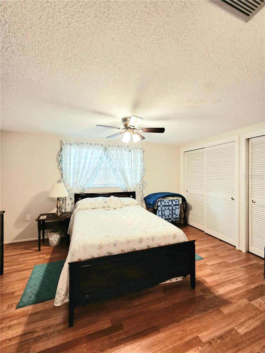 BEACON WOODS VILLAGE - Residential