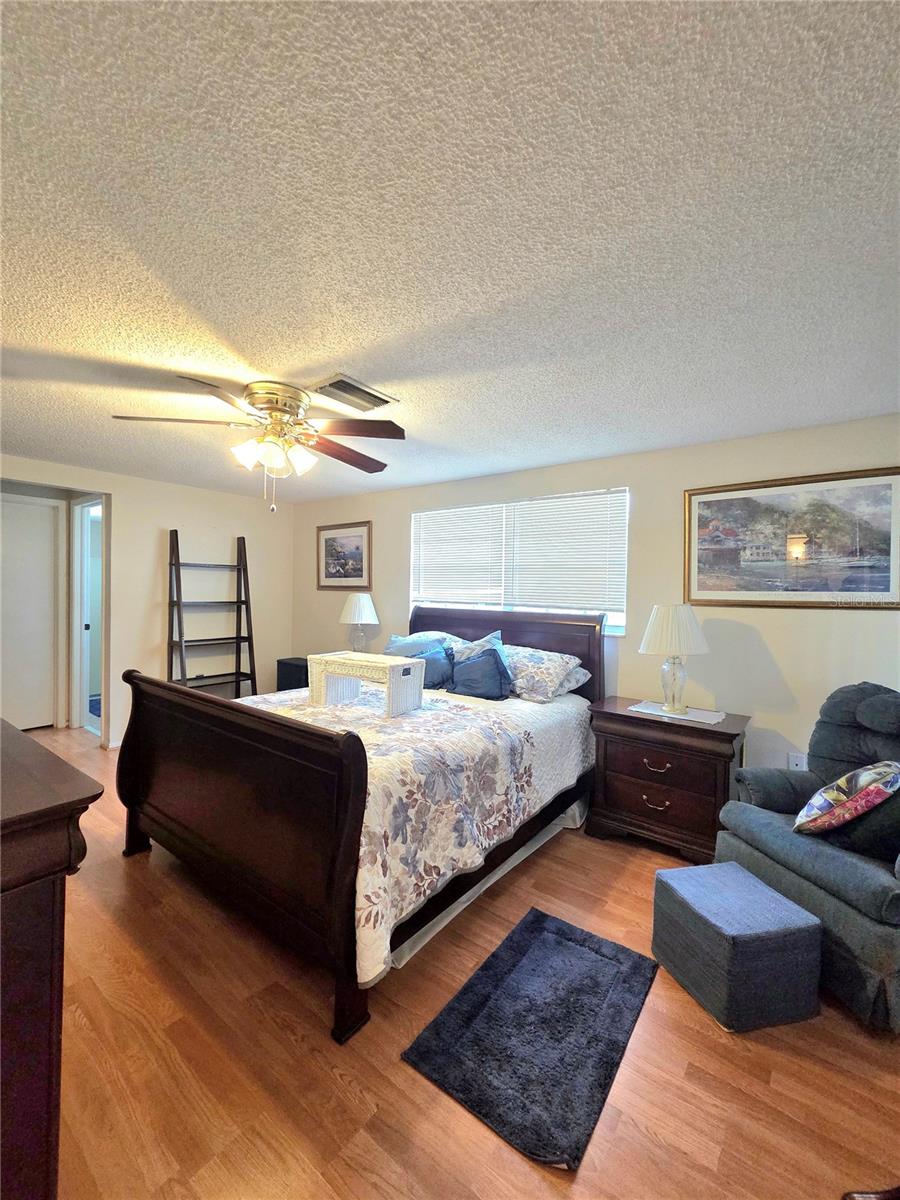 BEACON WOODS VILLAGE - Residential