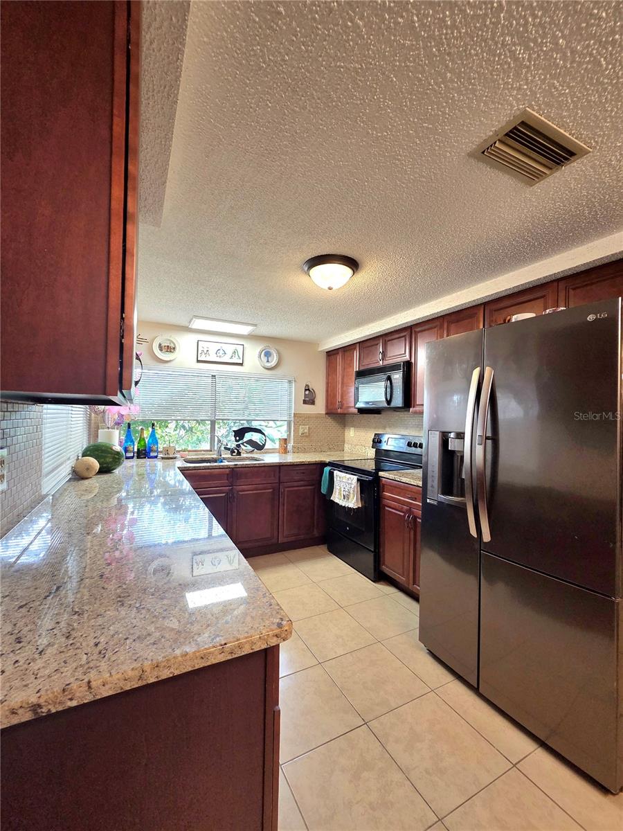 BEACON WOODS VILLAGE - Residential