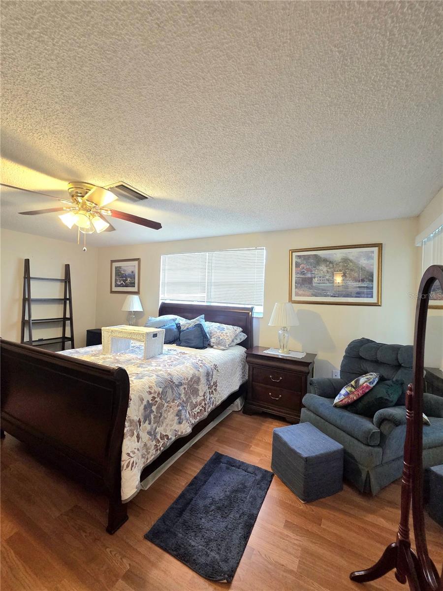 BEACON WOODS VILLAGE - Residential