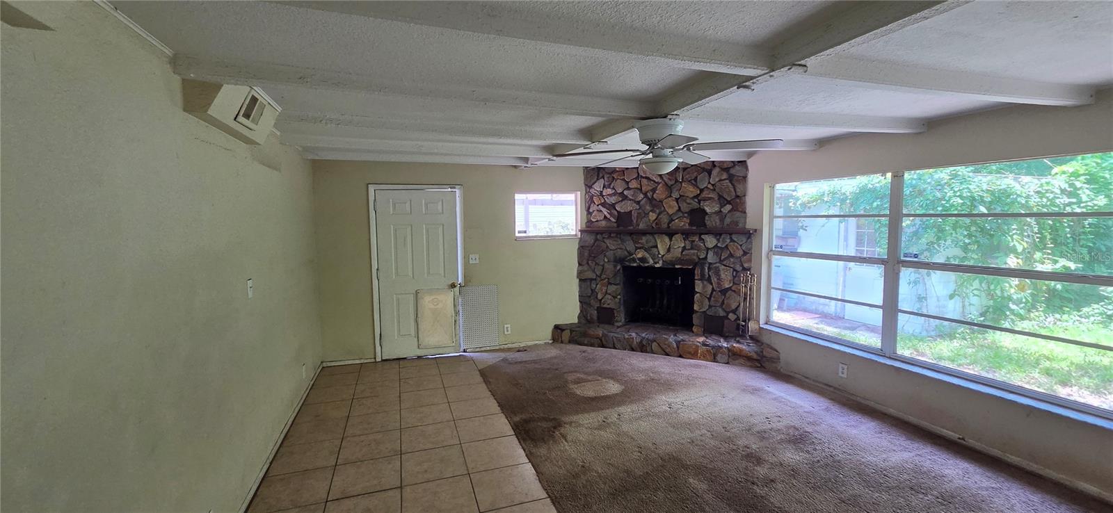 MOON LAKE ESTATES - Residential