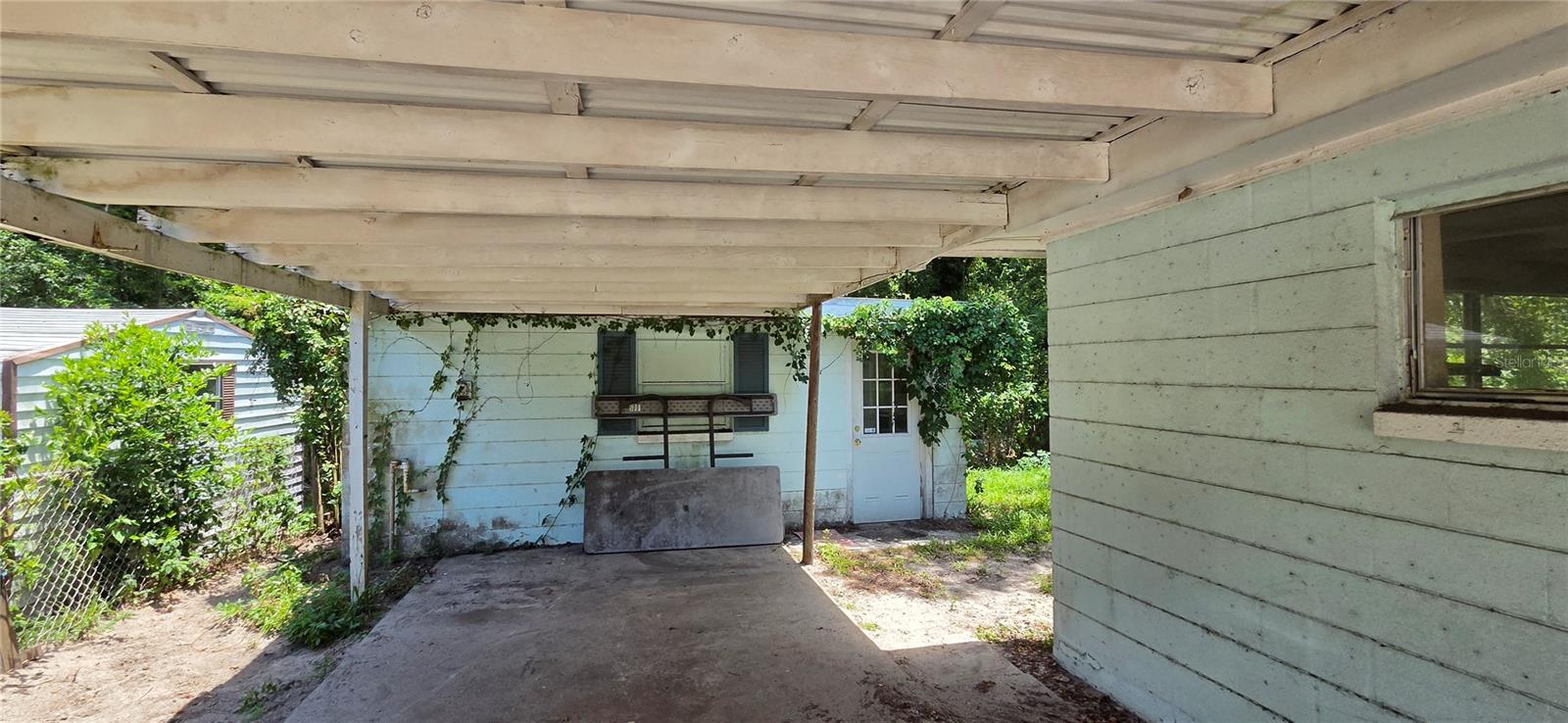 MOON LAKE ESTATES - Residential
