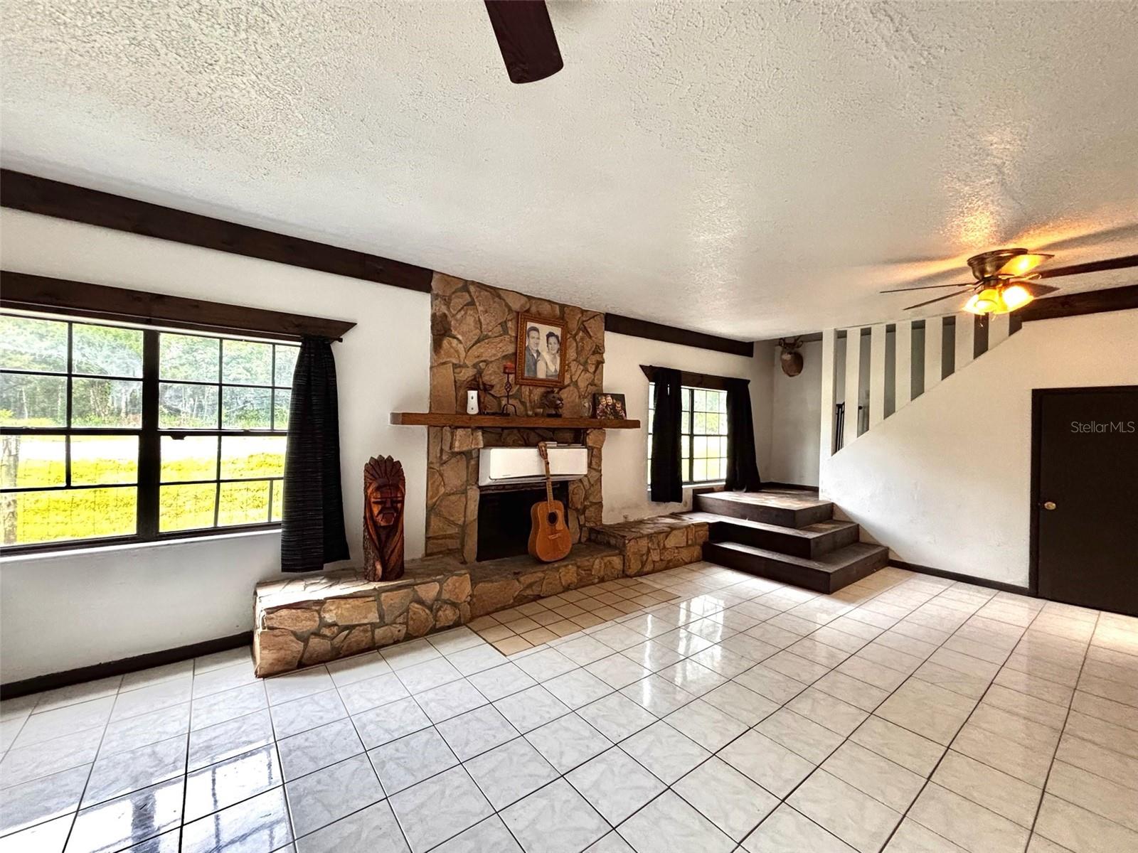 COTTONS ADD TO RERDELL - Residential