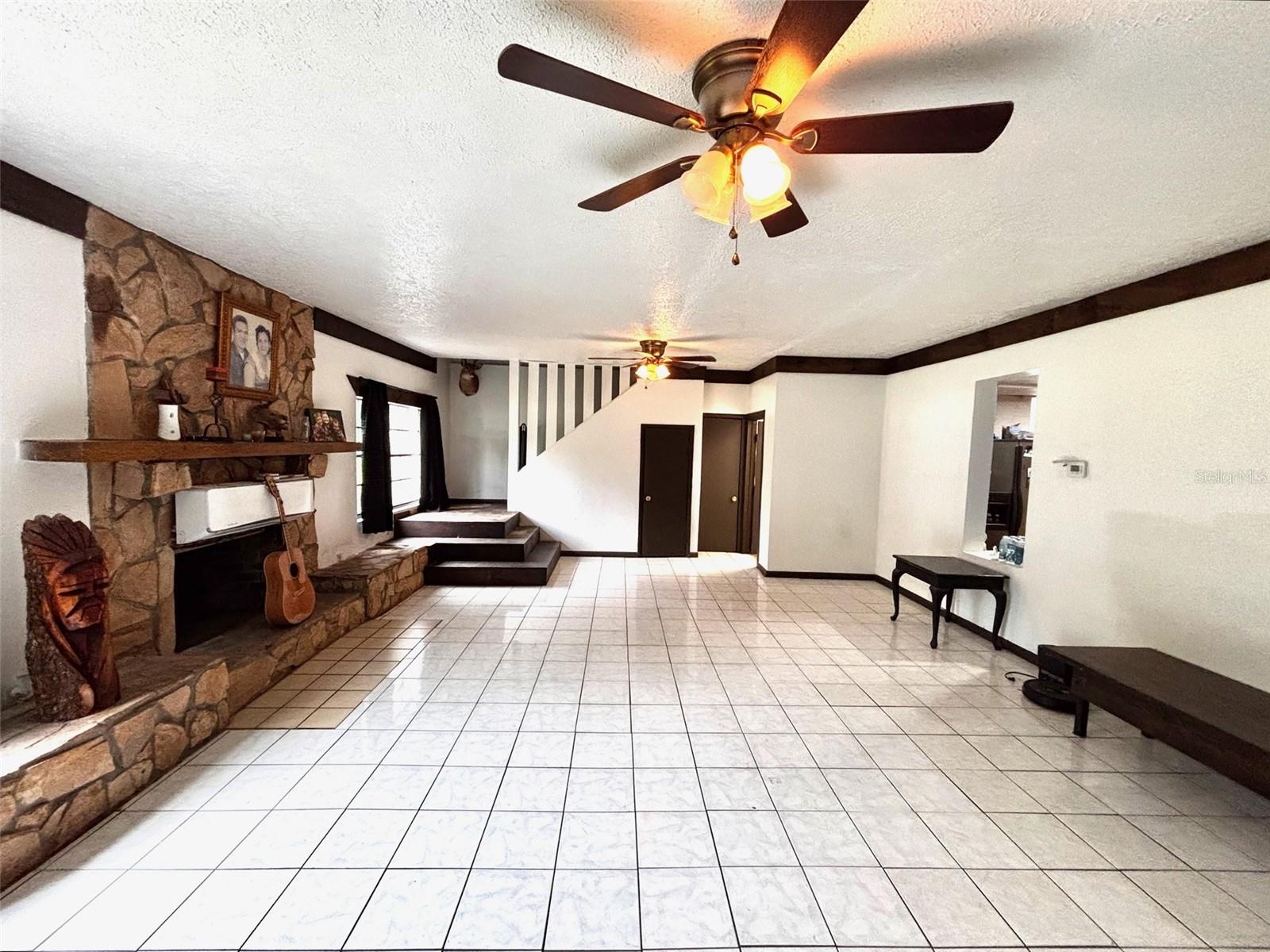 COTTONS ADD TO RERDELL - Residential
